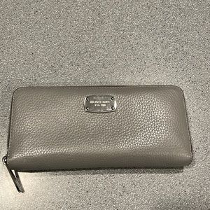 Michael Kors gray wallet